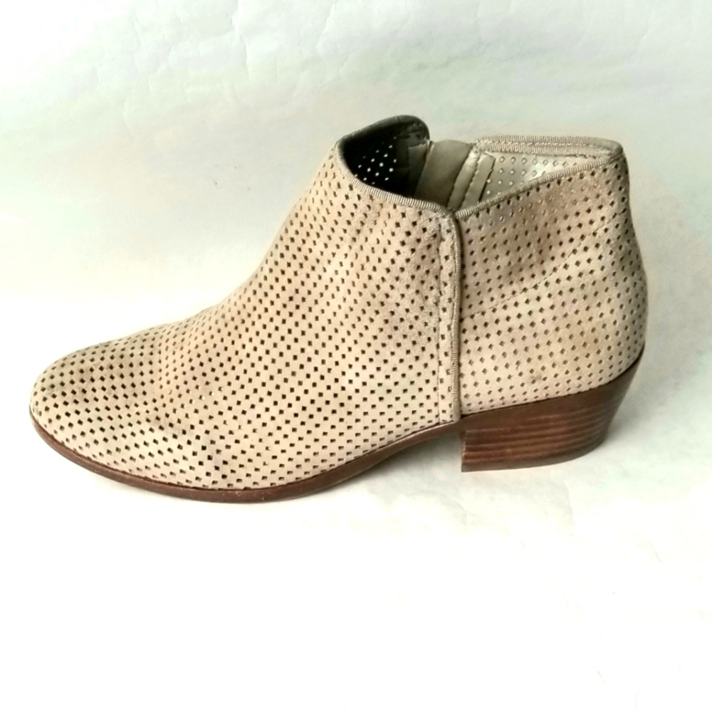 Sam Edelman tan ankle booties